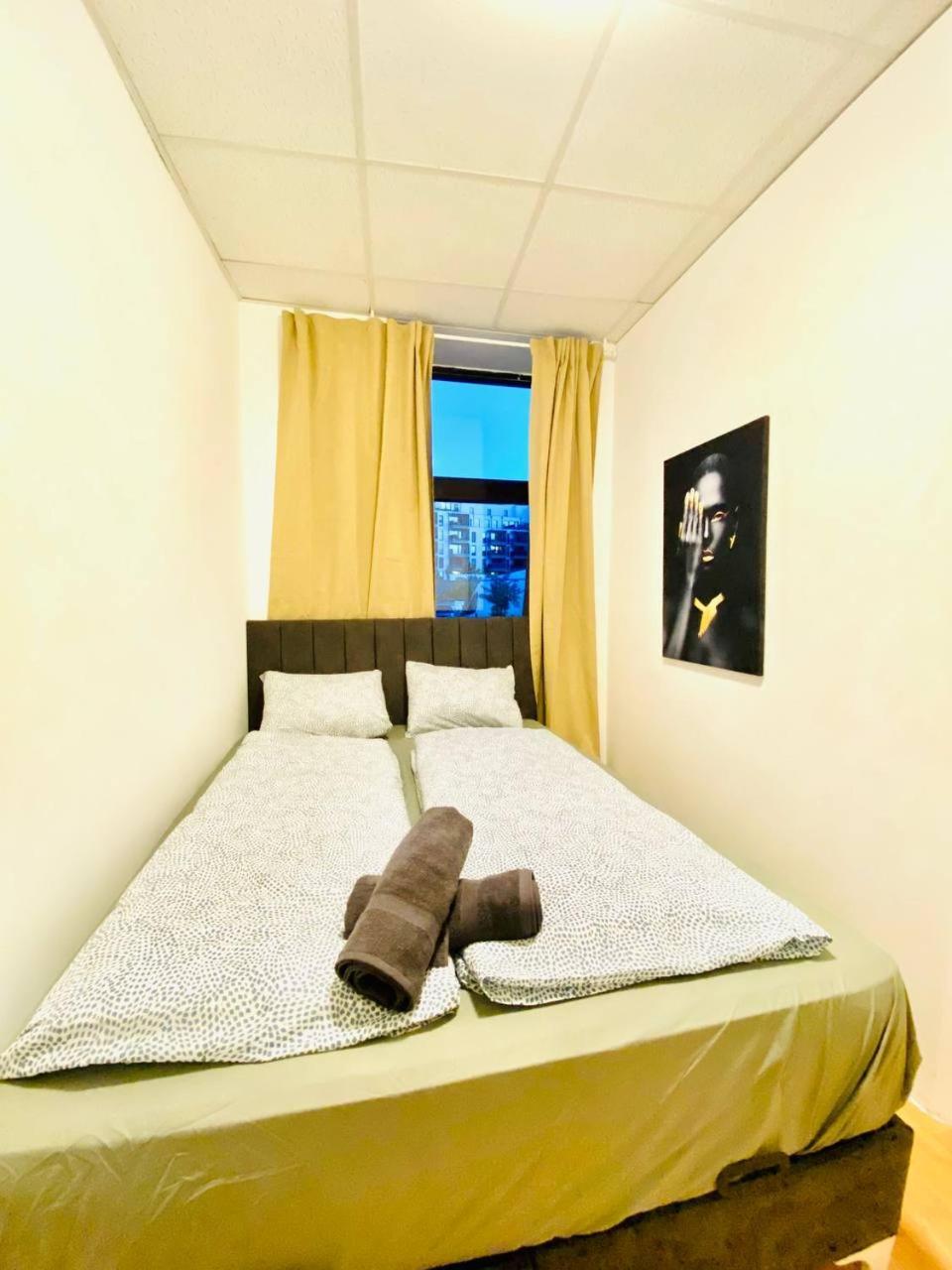 Séjour chez l'habitant Comfortable In The 23rd District Of Fr3 *